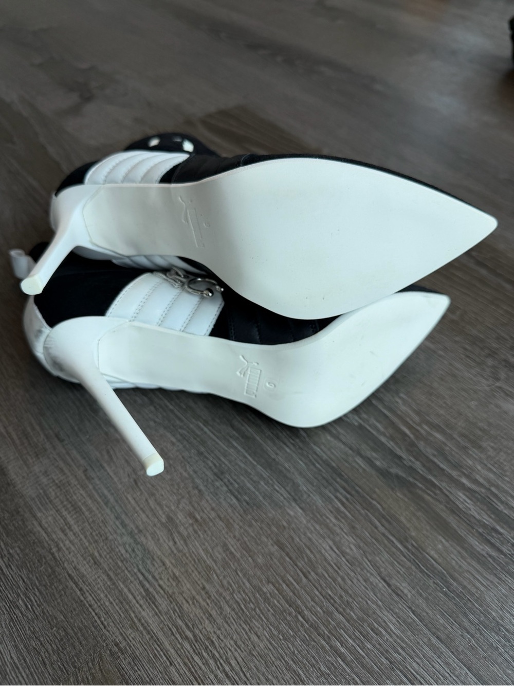 Black and White Lace-Up Stiletto Ankle Boots - Picture 8 of 9